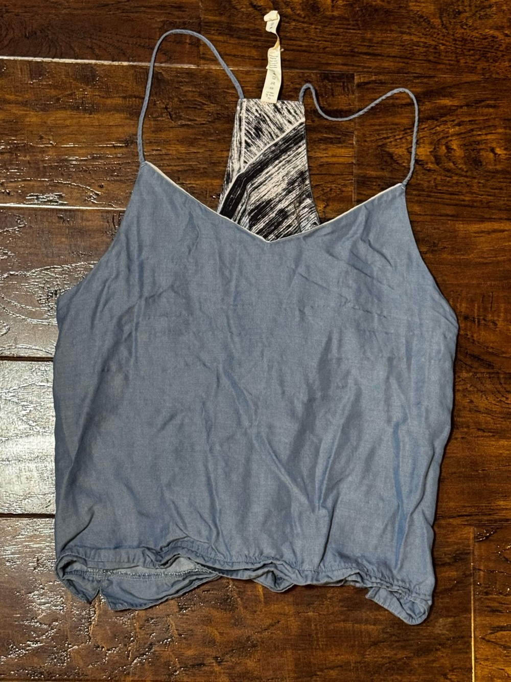 Lululemon Wake & Flow Camisole Blue Denim Size 8